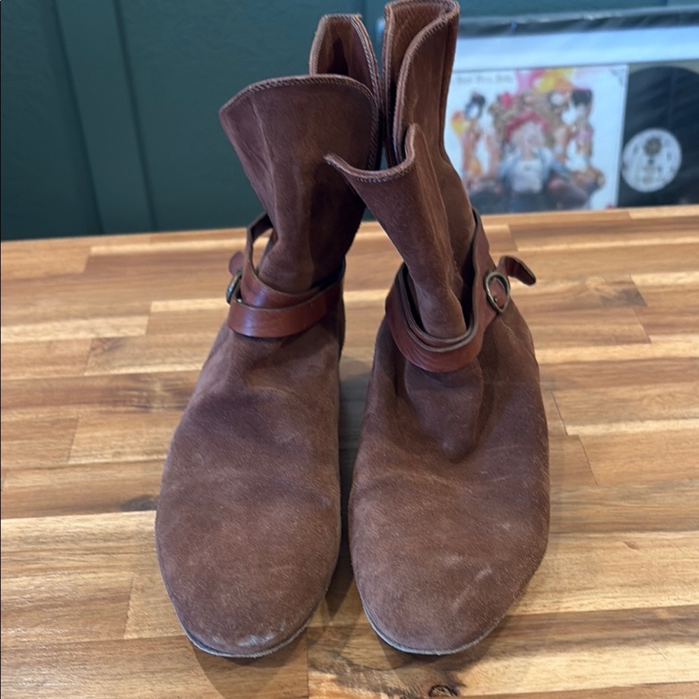 ✨FLASH SALE $60✨Chloe Brown Ankle Boots with Suede Finish